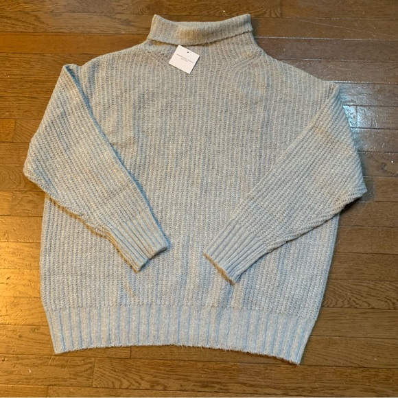 Womens American Eagle Knit Turtle Neck Sweater | L | Grey NEW!! - Picture 2 of 14